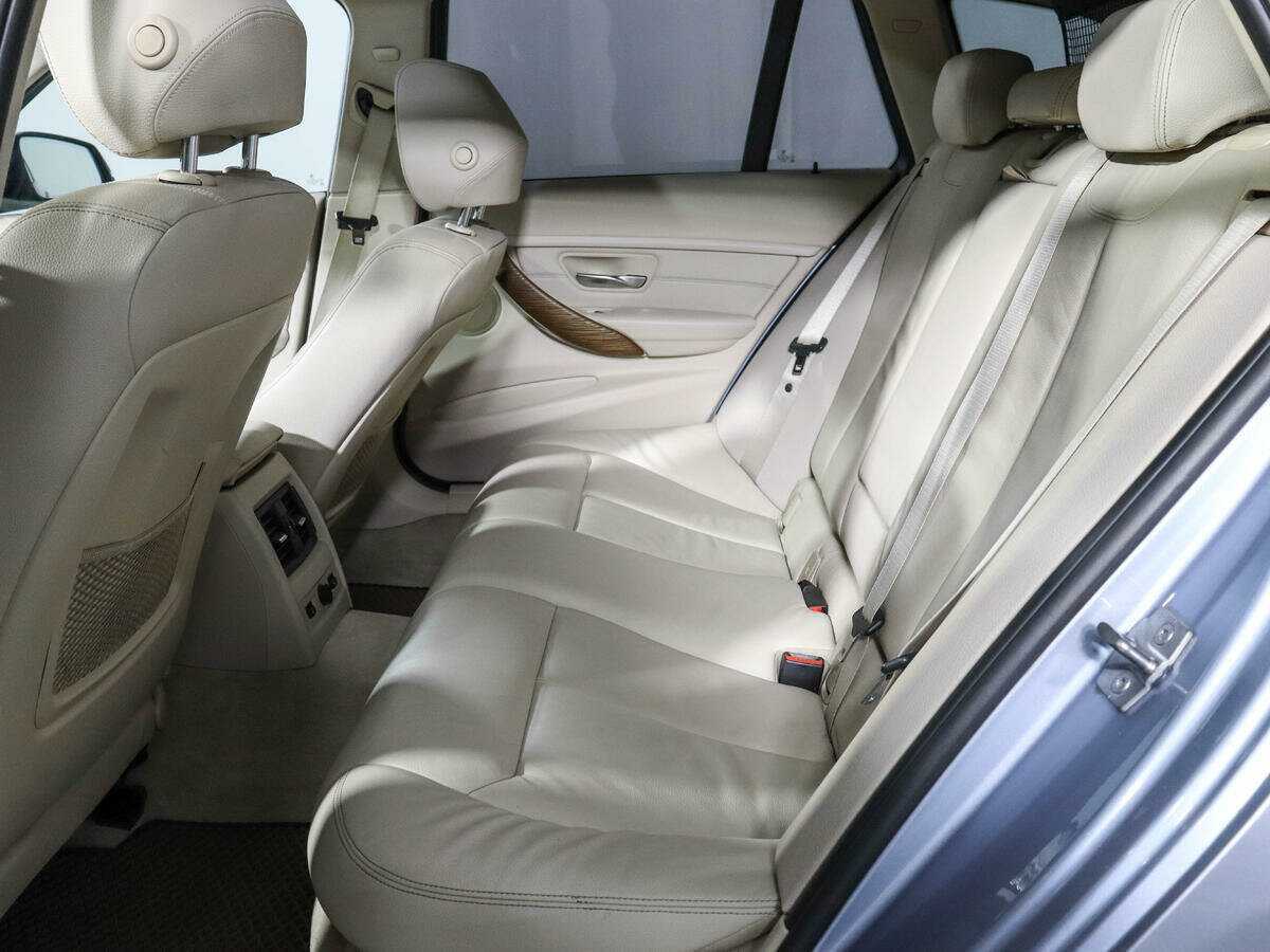 Купить BMW 3 серии с пробегом. Фото: #9