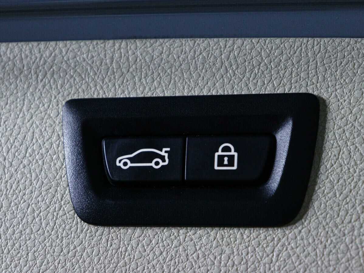 Купить BMW 3 серии с пробегом. Фото: #18