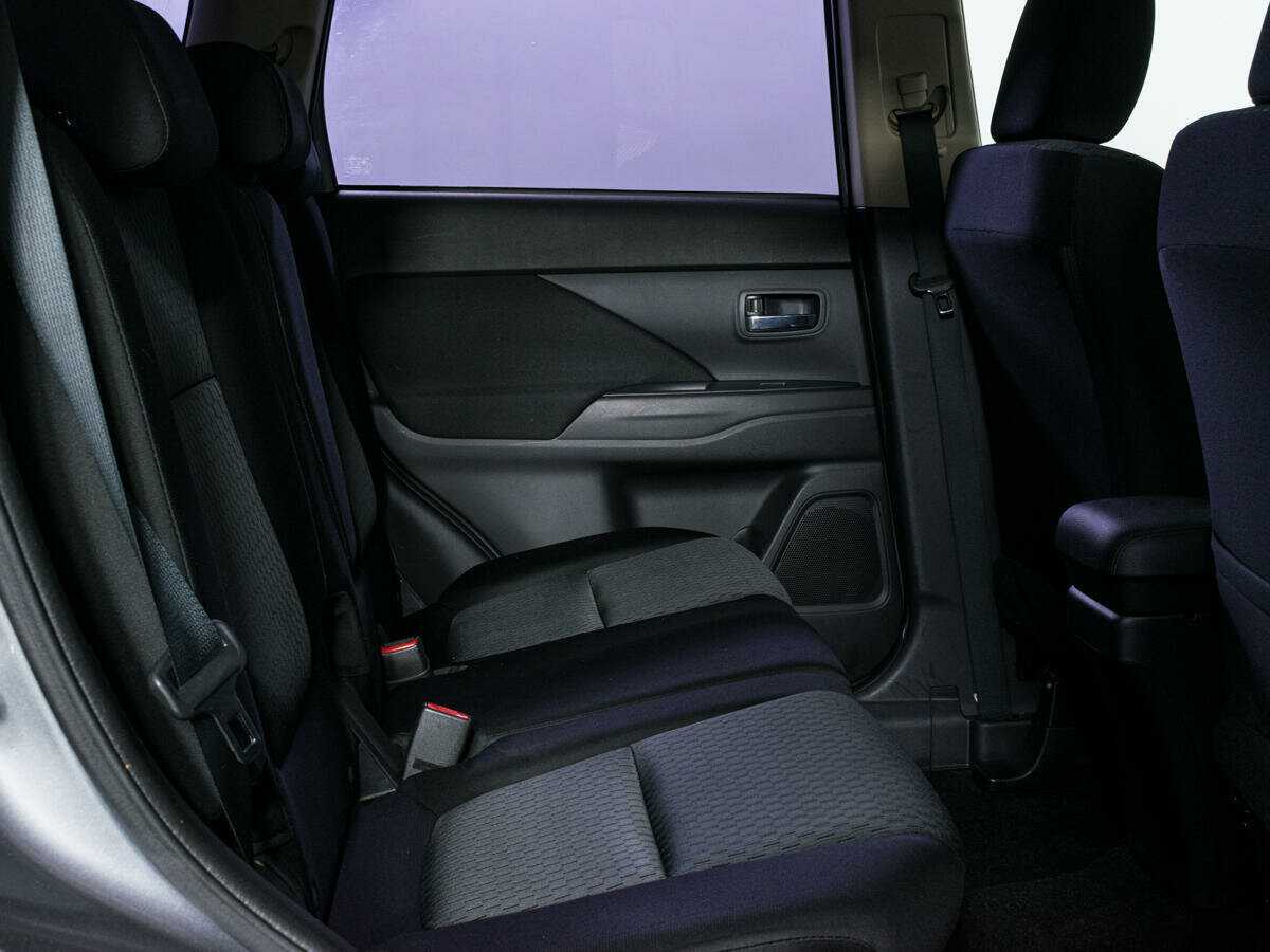 Продажа Б/У Митсубиши Оутлэндер. Фото: #12