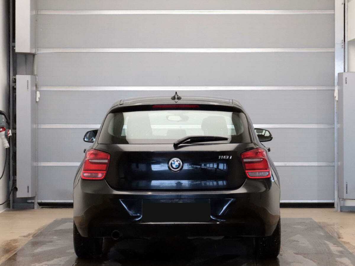 Купить BMW 1 серии с пробегом. Фото: #4