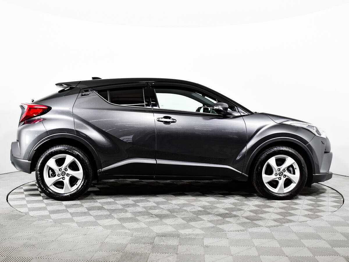 Купить Toyota C-HR с пробегом. Фото: #3