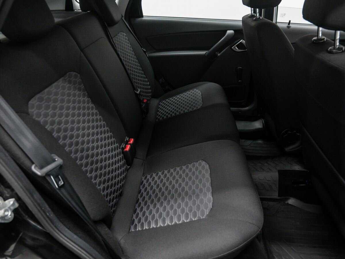 Купить Lada (ВАЗ) Granta с пробегом. Фото: #9