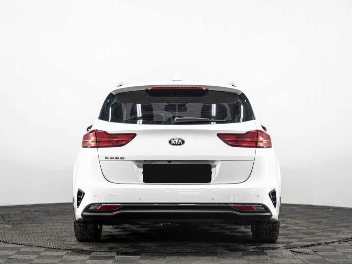 Купить Kia Ceed с пробегом. Фото: #4