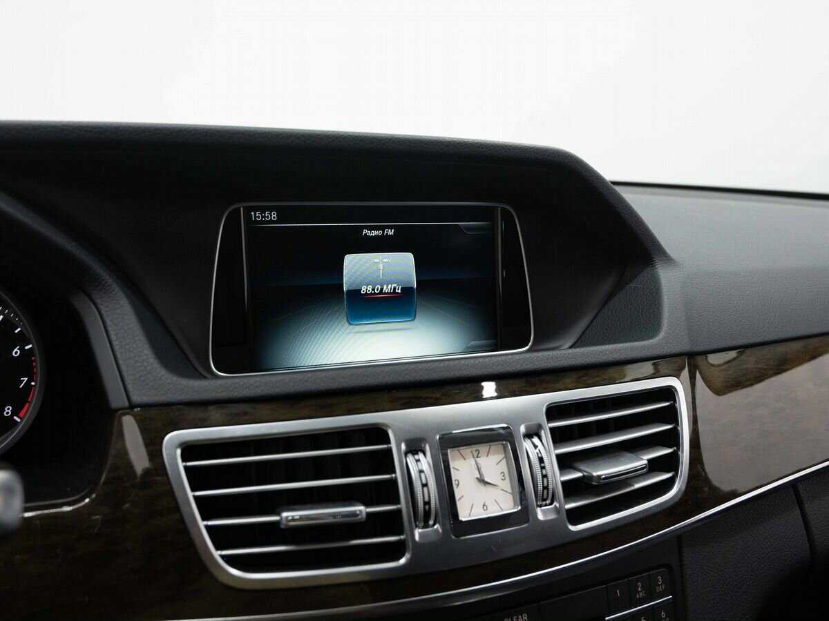 Купить Mercedes-Benz E-Класс с пробегом. Фото: #22