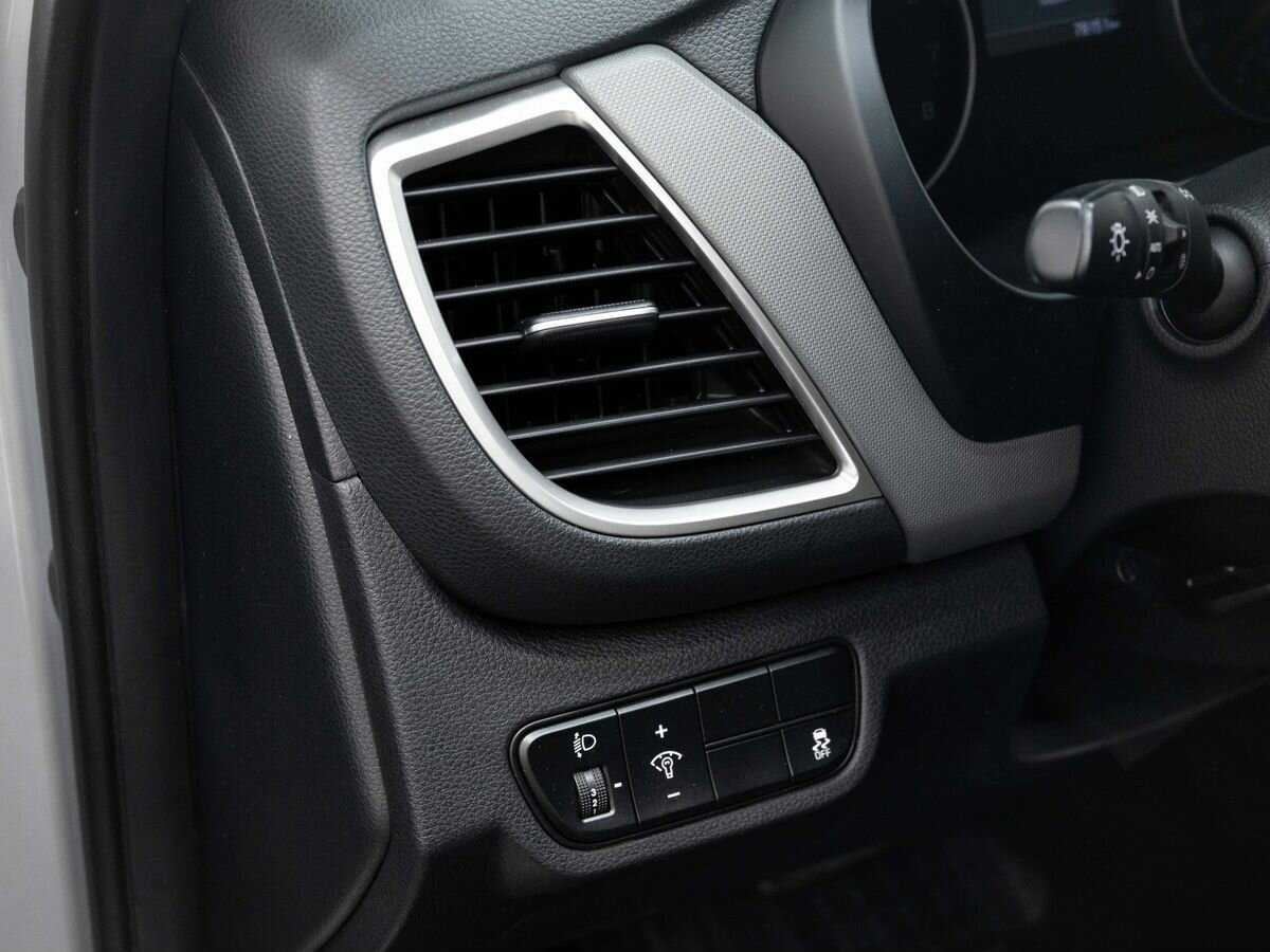 Купить Kia Seltos с пробегом. Фото: #20