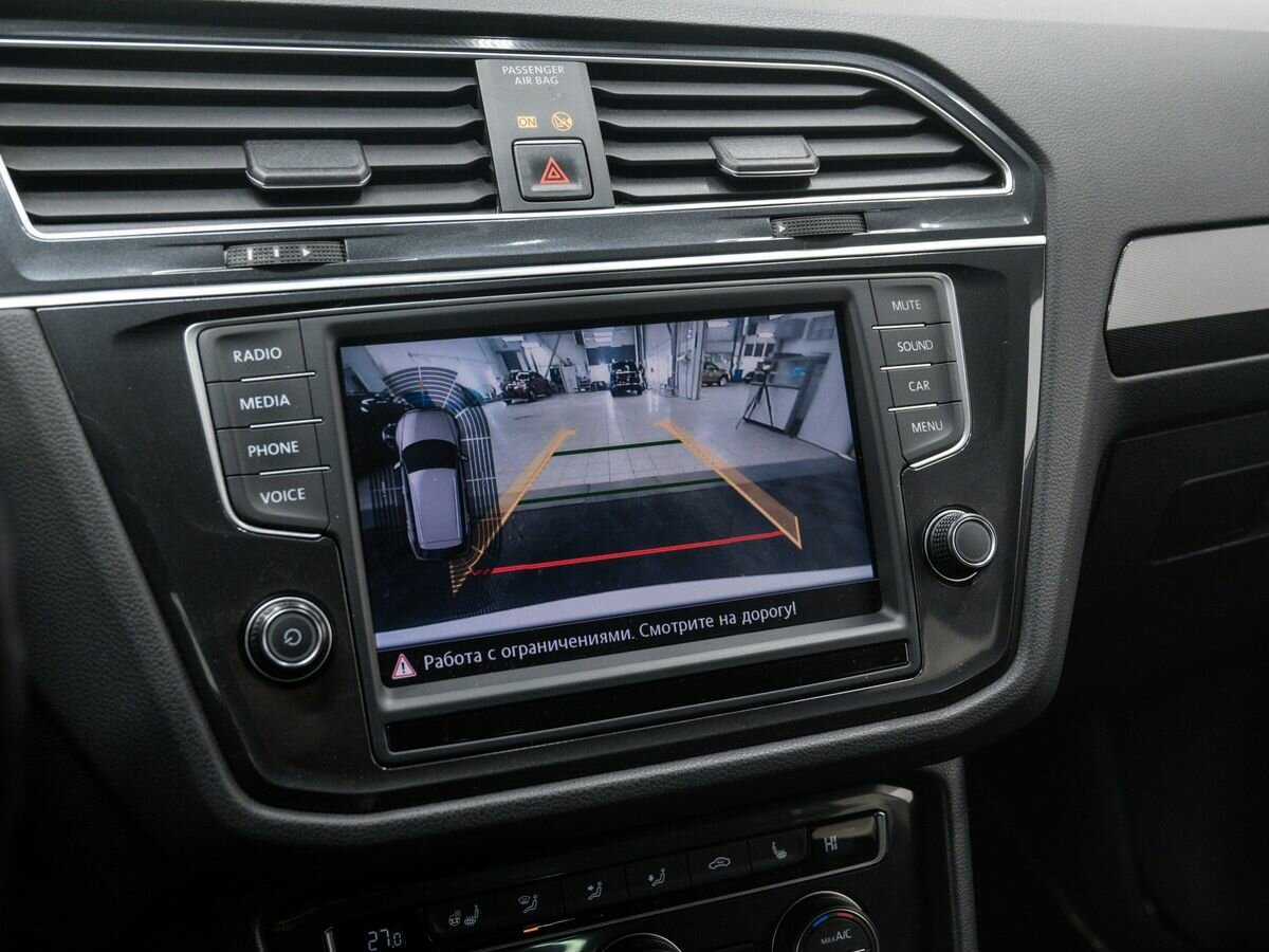 Купить Volkswagen Tiguan с пробегом. Фото: #20