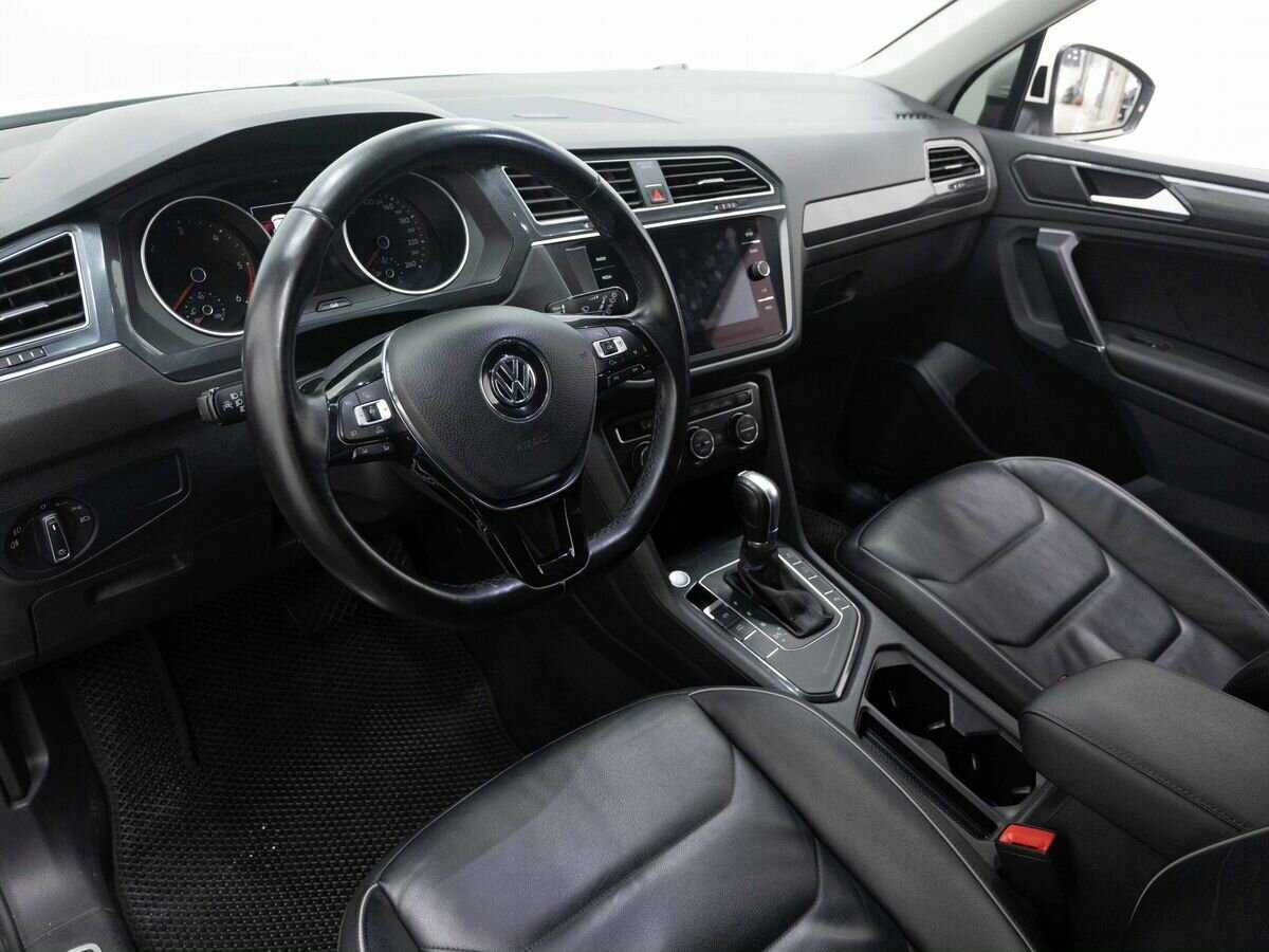 Купить Volkswagen Tiguan с пробегом. Фото: #7