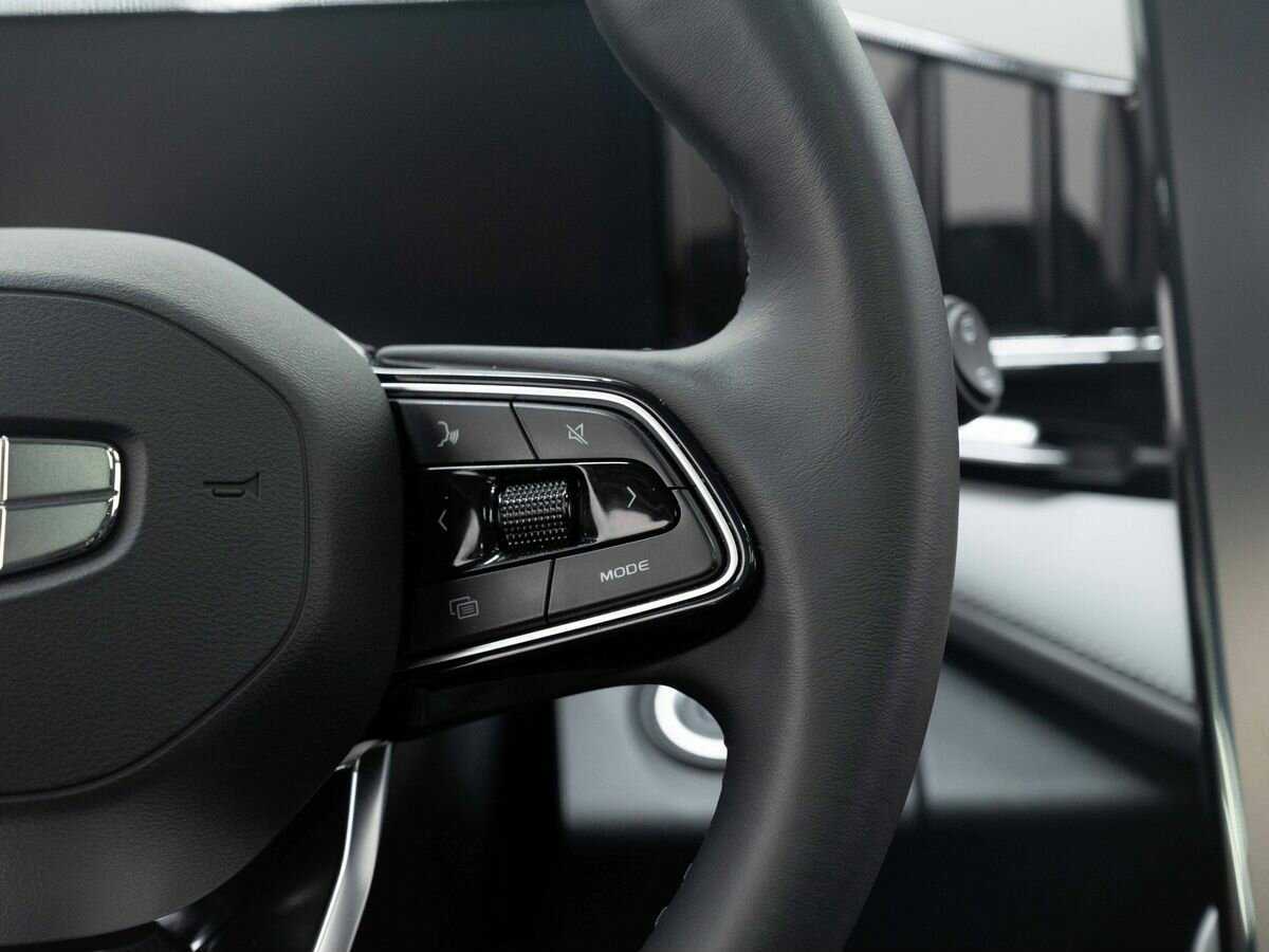 Купить Geely Atlas с пробегом. Фото: #18