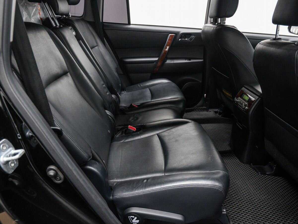 Купить Toyota Highlander с пробегом. Фото: #8