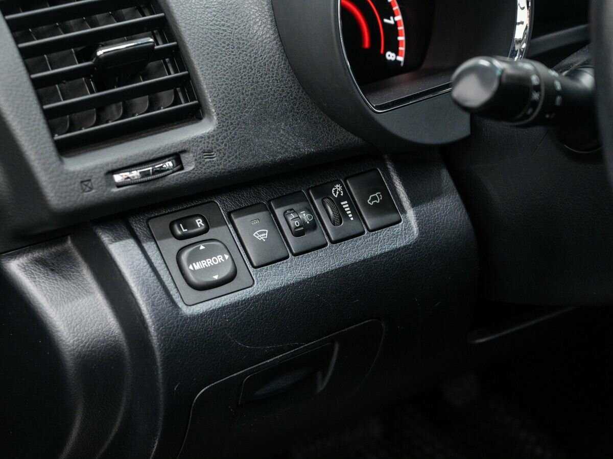 Купить Toyota Highlander с пробегом. Фото: #16