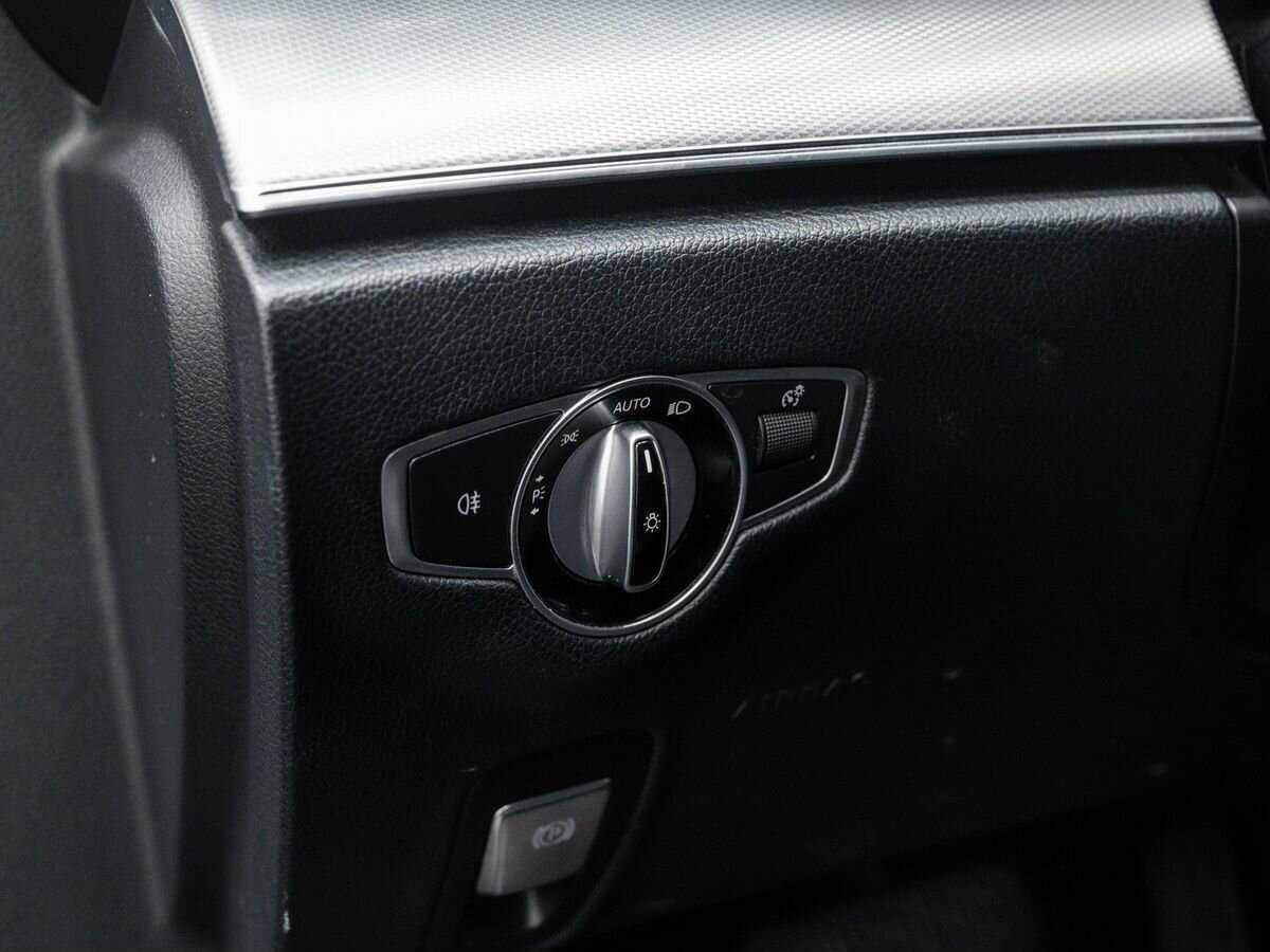 Купить Mercedes-Benz E-Класс с пробегом. Фото: #14
