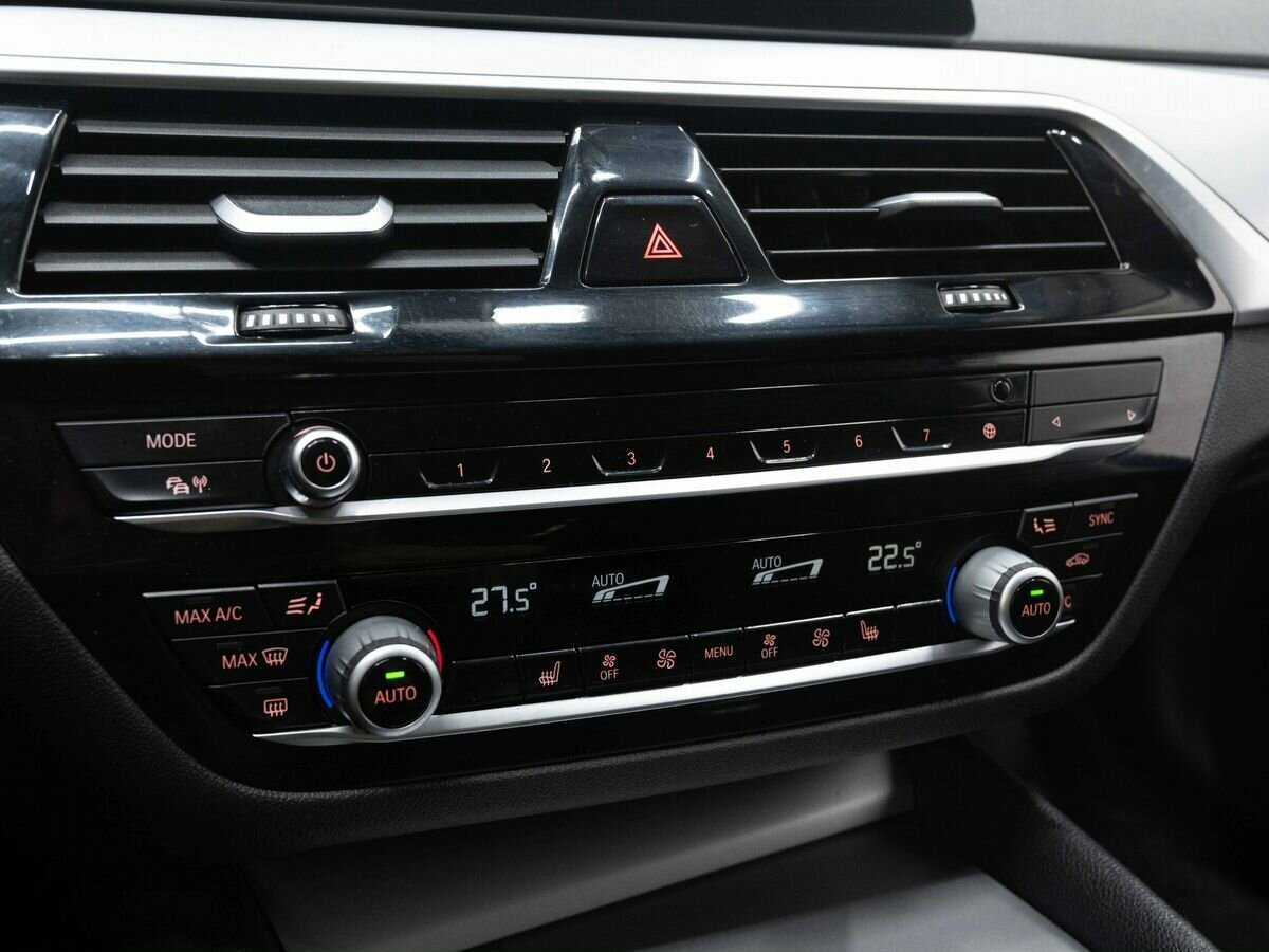 Купить BMW 5 серии с пробегом. Фото: #24