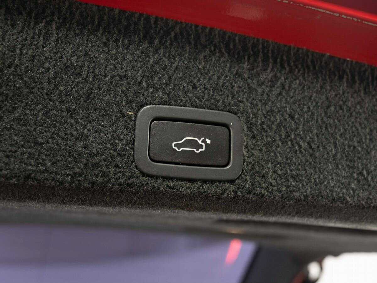 Купить Volvo XC60 с пробегом. Фото: #22