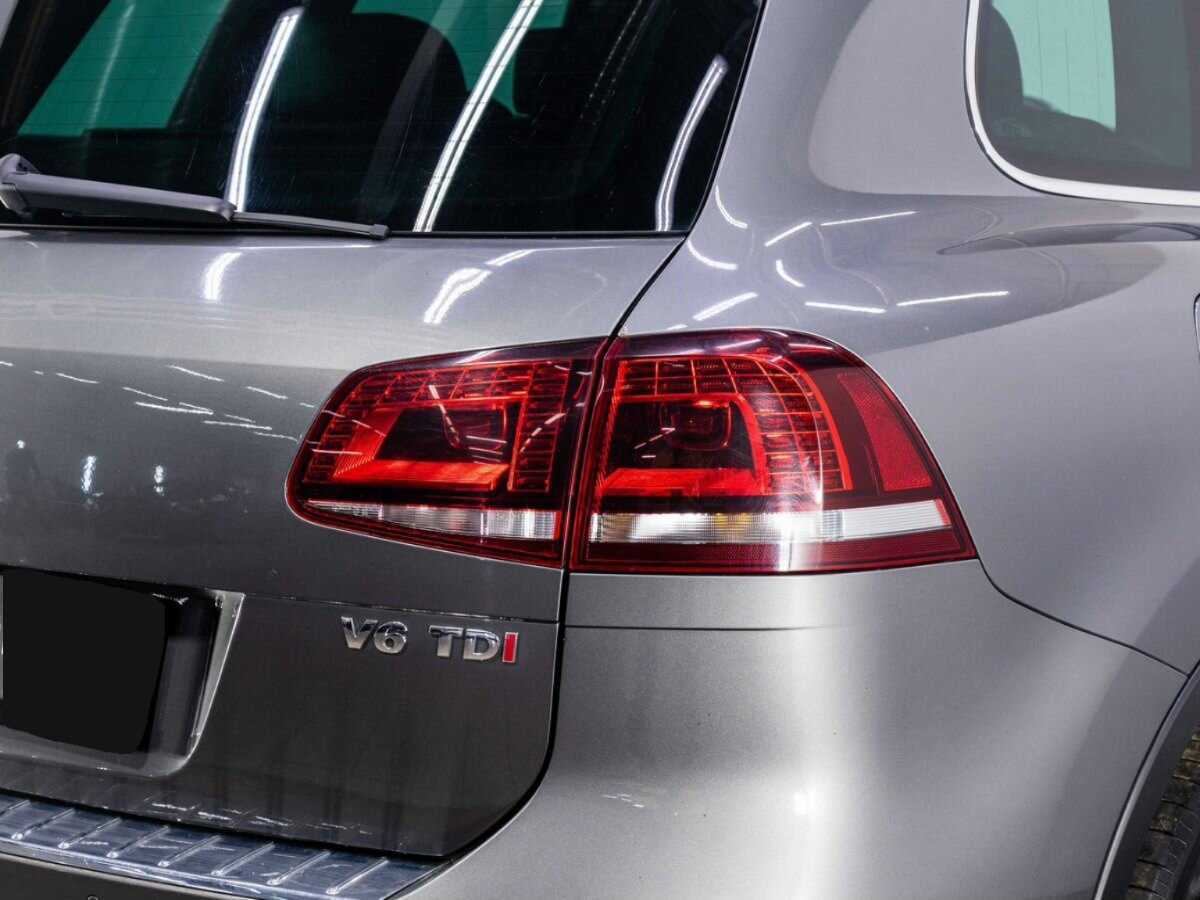Купить Volkswagen Touareg с пробегом. Фото: #26