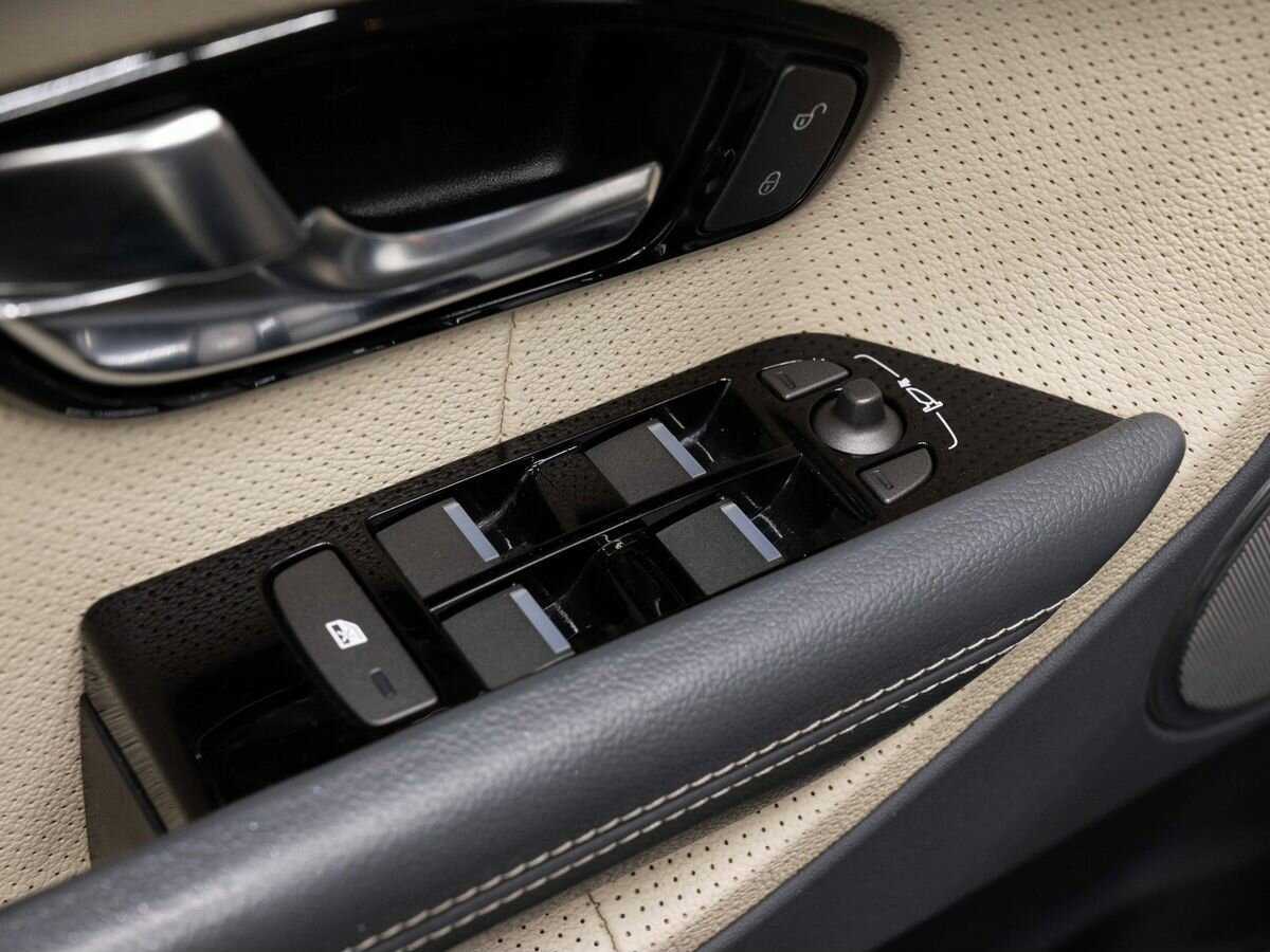 Купить Land Rover Range Rover Evoque с пробегом. Фото: #20