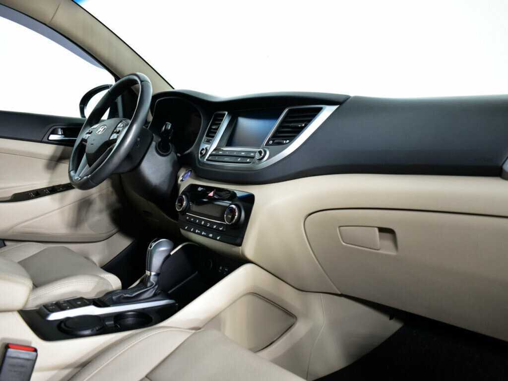 Купить Hyundai Tucson с пробегом. Фото: #8