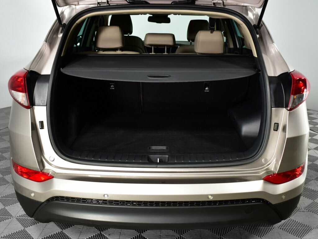 Купить Hyundai Tucson с пробегом. Фото: #15