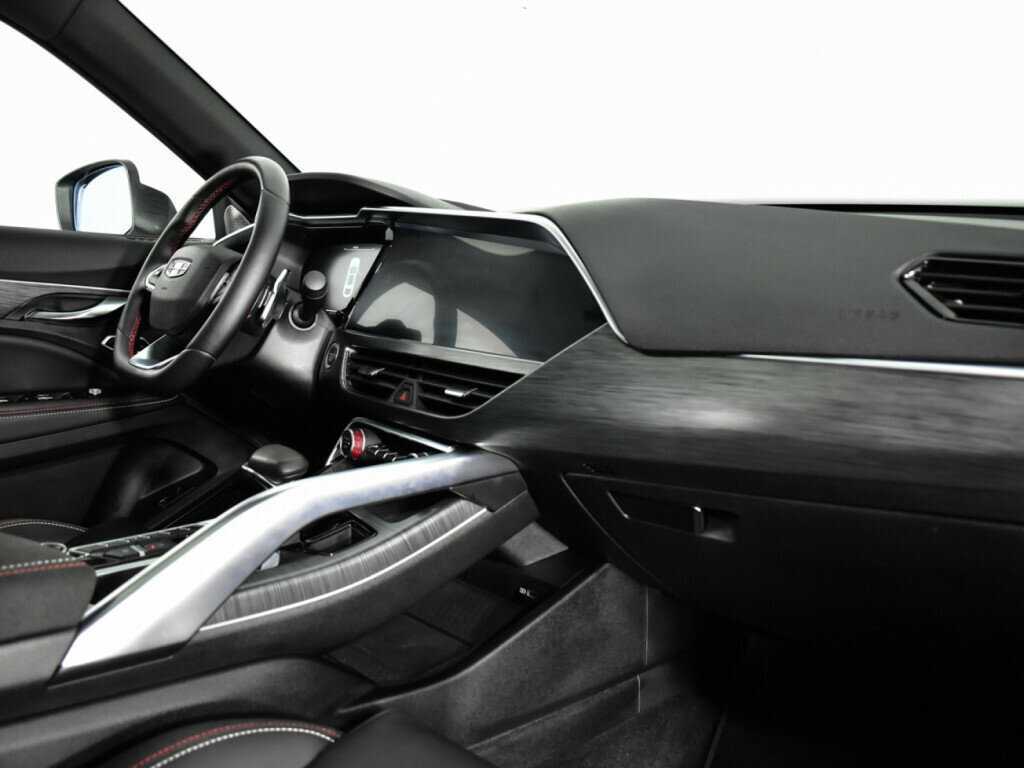 Купить Geely Tugella с пробегом. Фото: #8