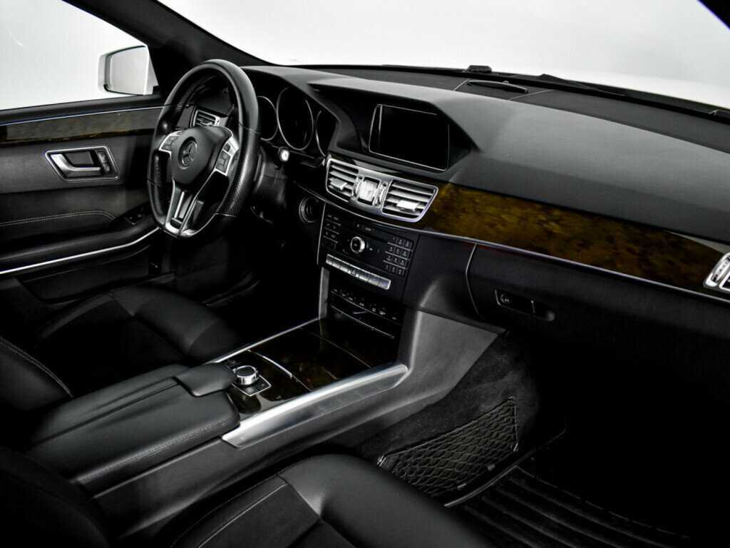 Купить Mercedes-Benz E-Класс с пробегом. Фото: #12