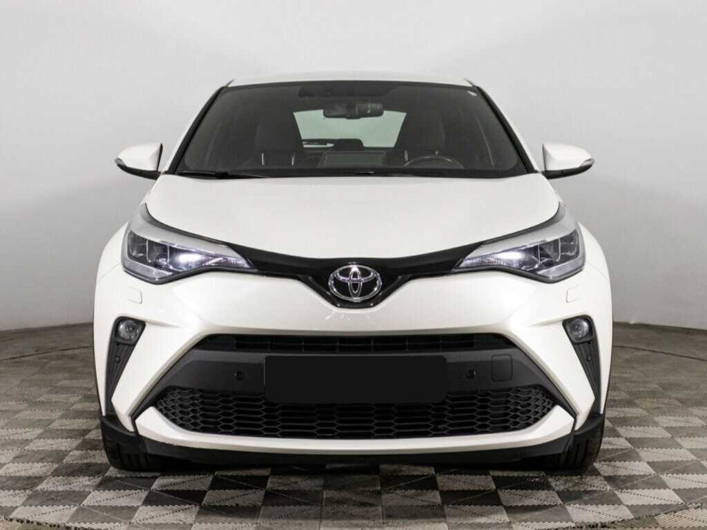 Купить Toyota C-HR с пробегом. Фото: #1