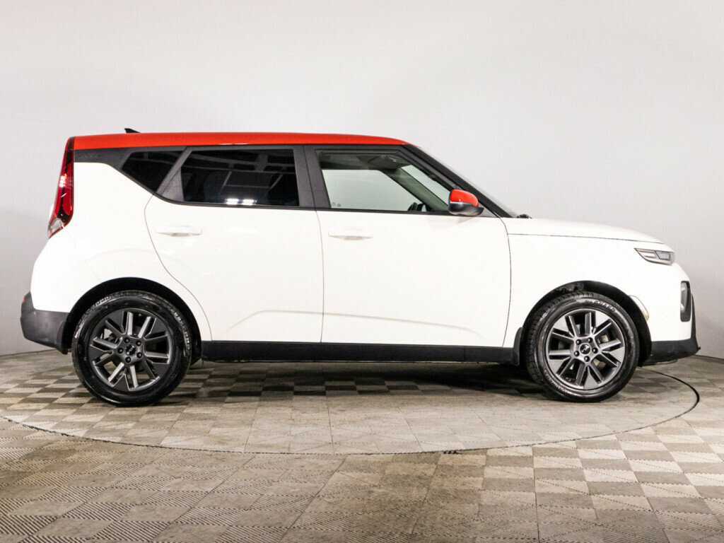 Купить Kia Soul с пробегом. Фото: #3