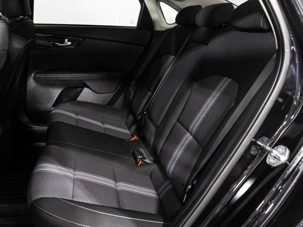 Купить Kia Cerato с пробегом. Фото: #9