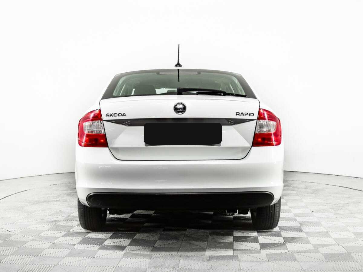 Купить Skoda Rapid с пробегом. Фото: #5