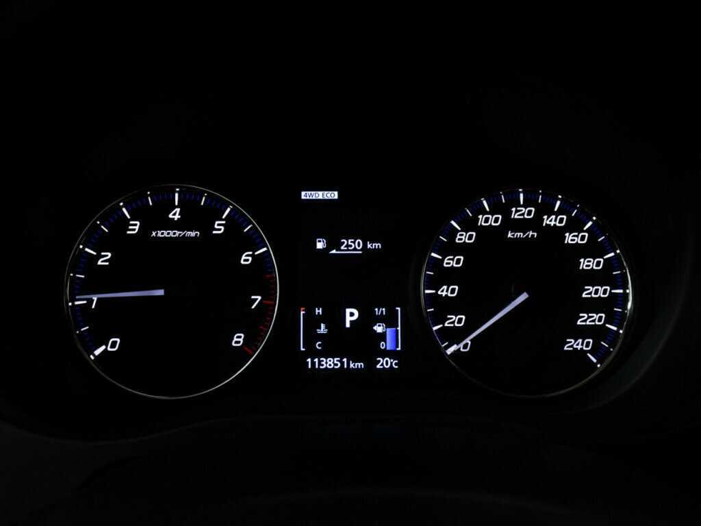 Купить Mitsubishi Outlander с пробегом. Фото: #8