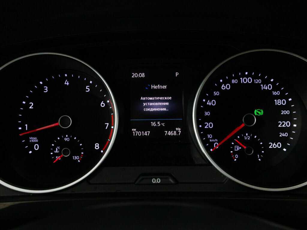 Купить Volkswagen Tiguan с пробегом. Фото: #11