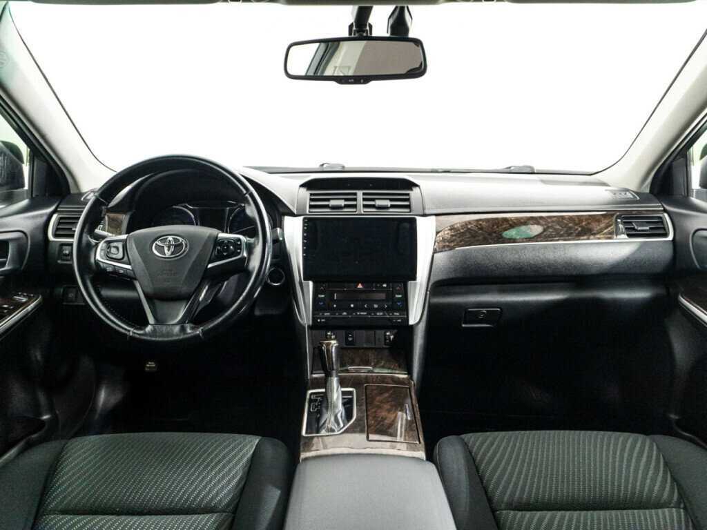 Купить Toyota Camry с пробегом. Фото: #12