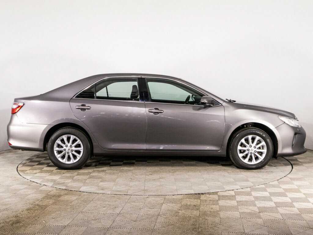 Купить Toyota Camry с пробегом. Фото: #3