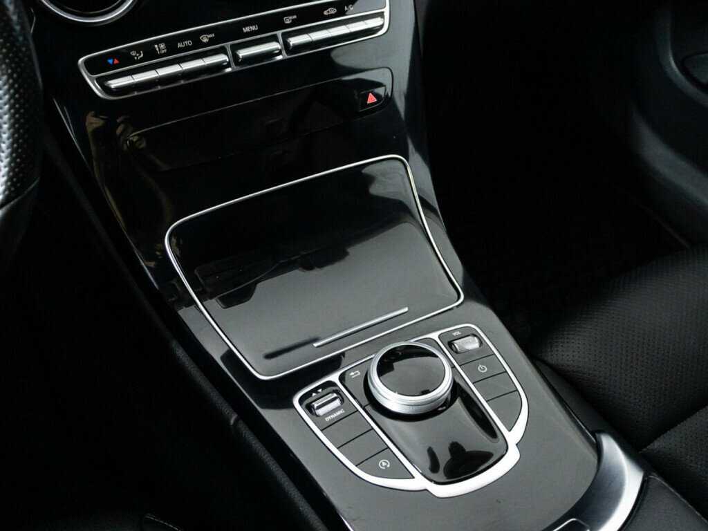 Купить Mercedes-Benz C-Класс с пробегом. Фото: #18