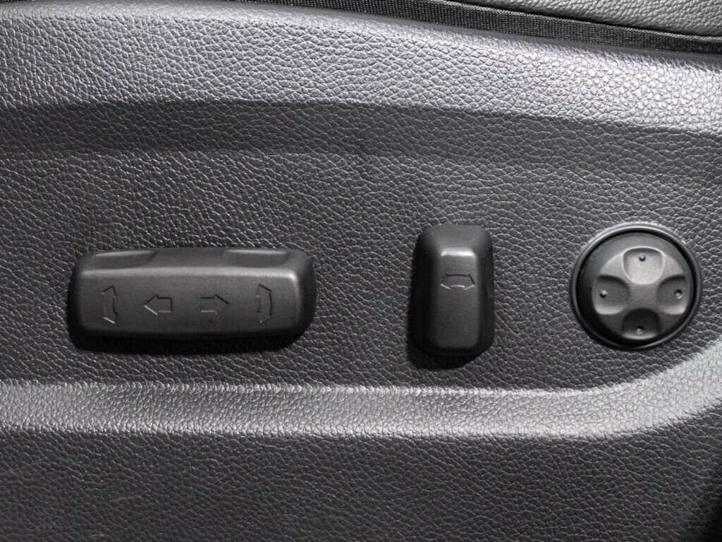 Купить Hyundai Santa Fe с пробегом. Фото: #17