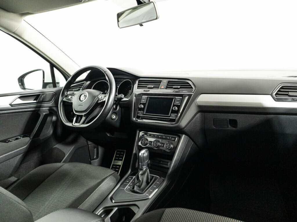Купить Volkswagen Tiguan с пробегом. Фото: #8