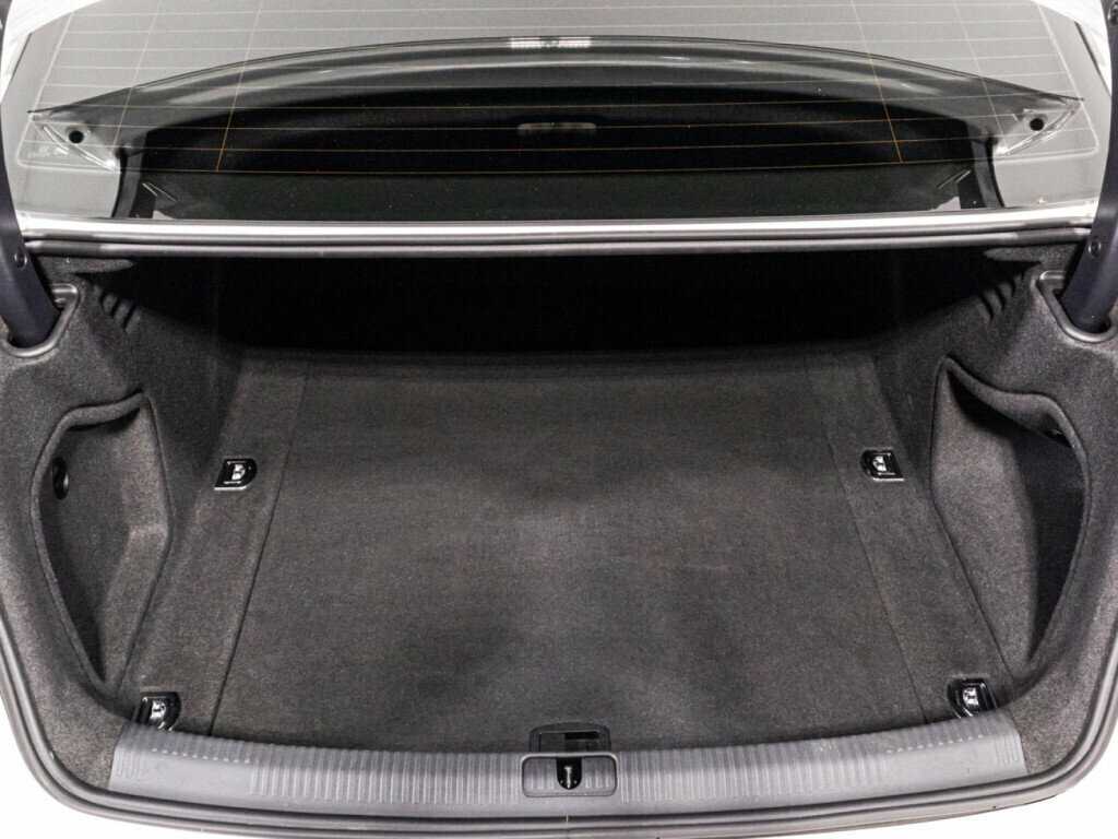 Купить Audi A4 с пробегом. Фото: #14