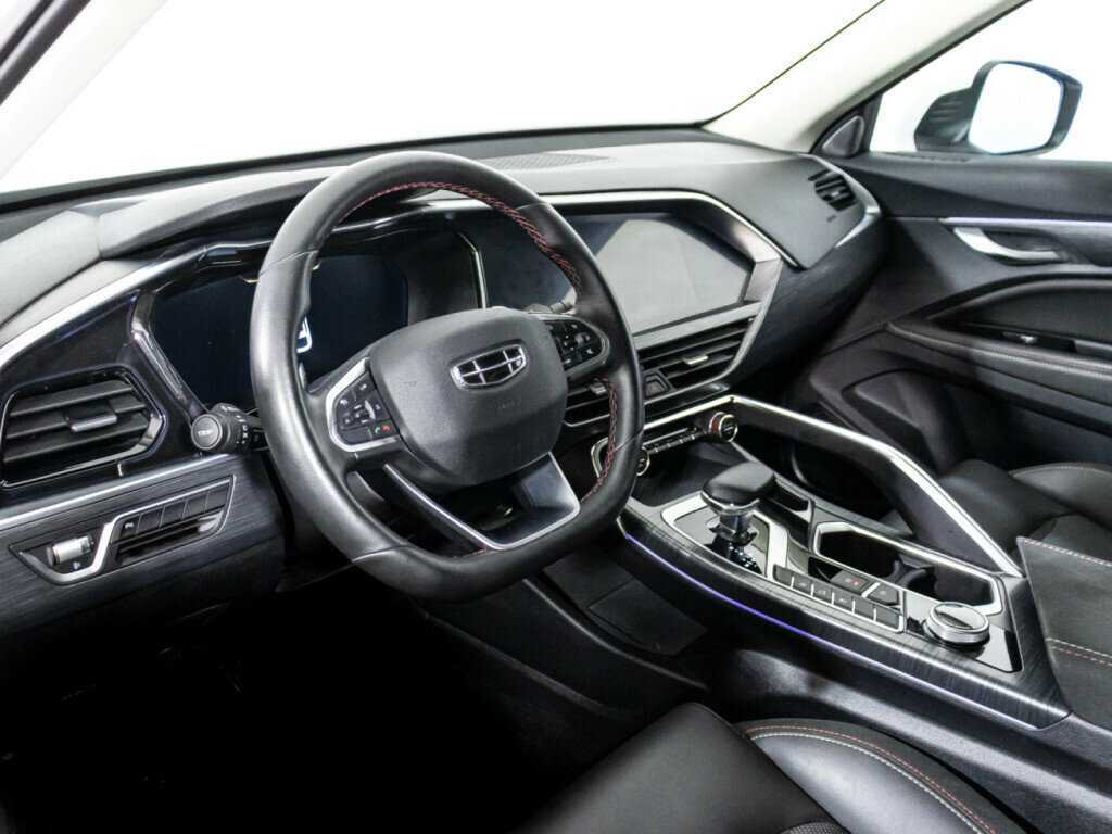 Купить Geely Tugella с пробегом. Фото: #10