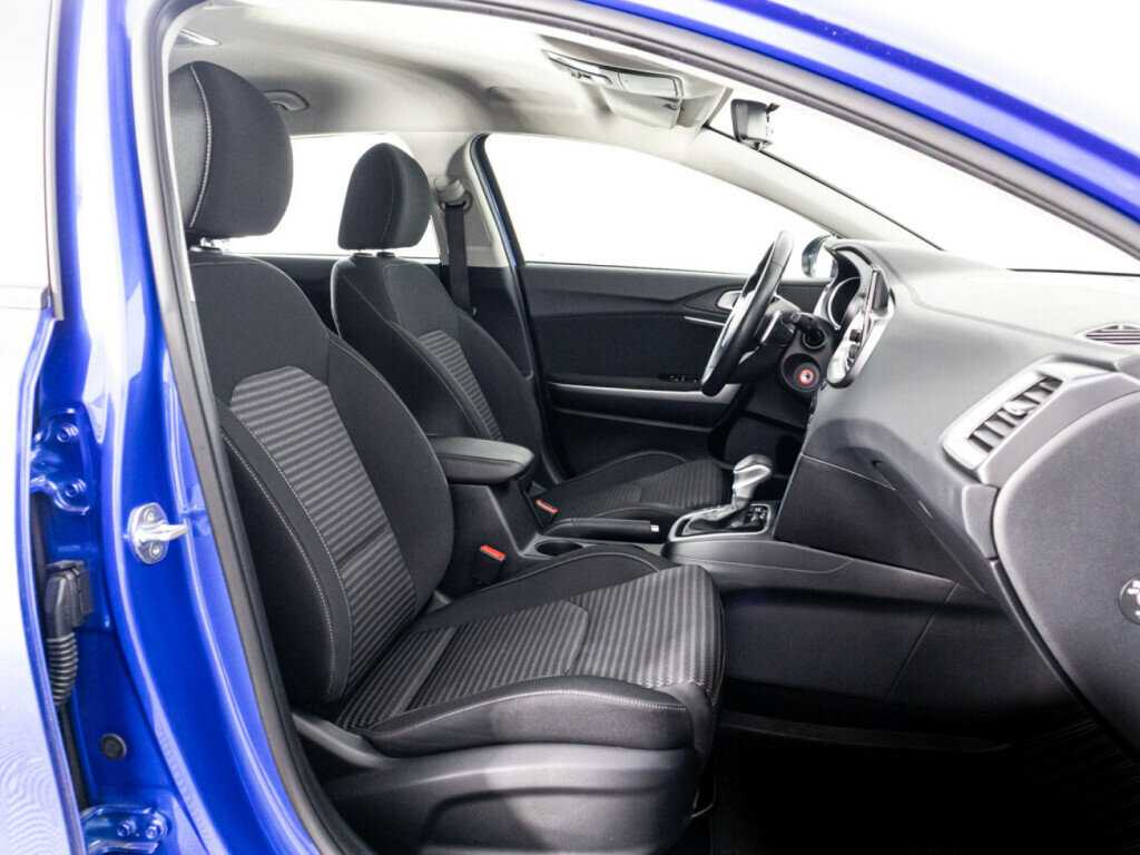 Купить Kia Ceed с пробегом. Фото: #16