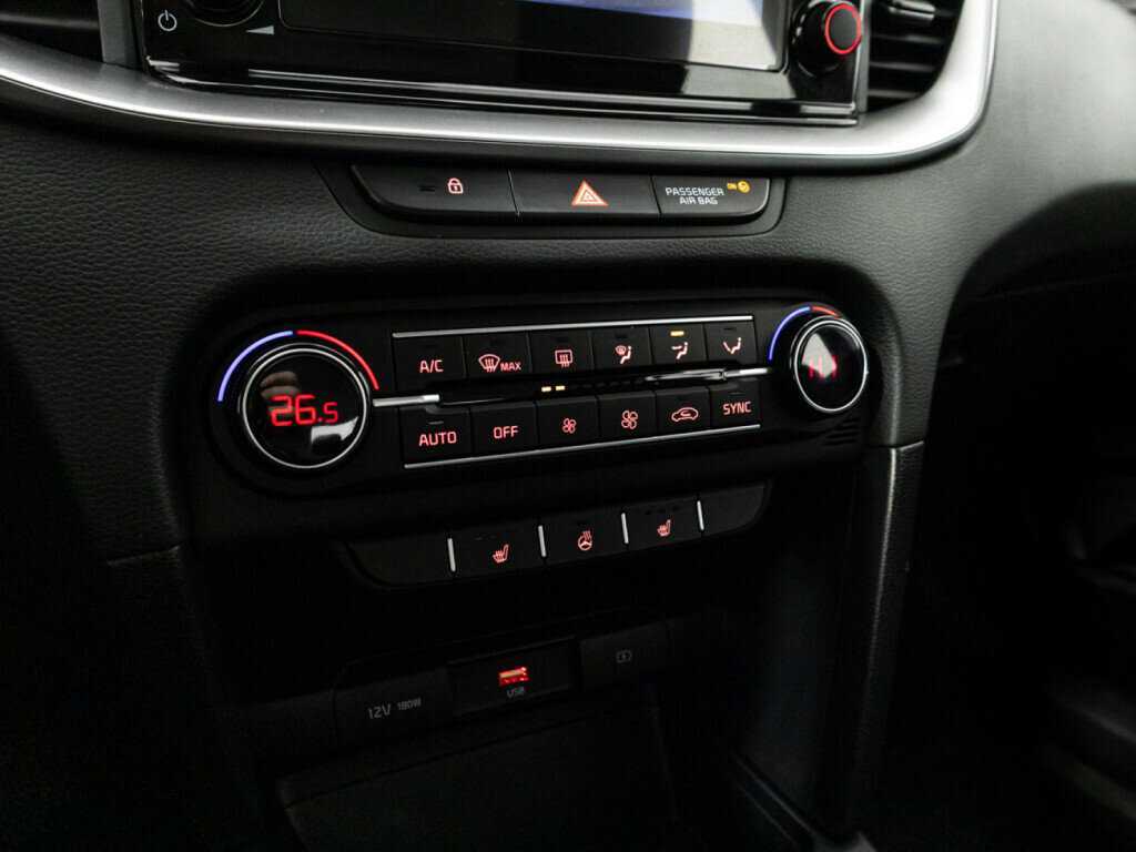 Купить Kia Ceed с пробегом. Фото: #19