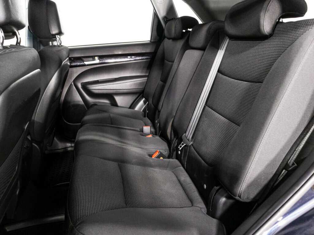 Купить Kia Sorento с пробегом. Фото: #7