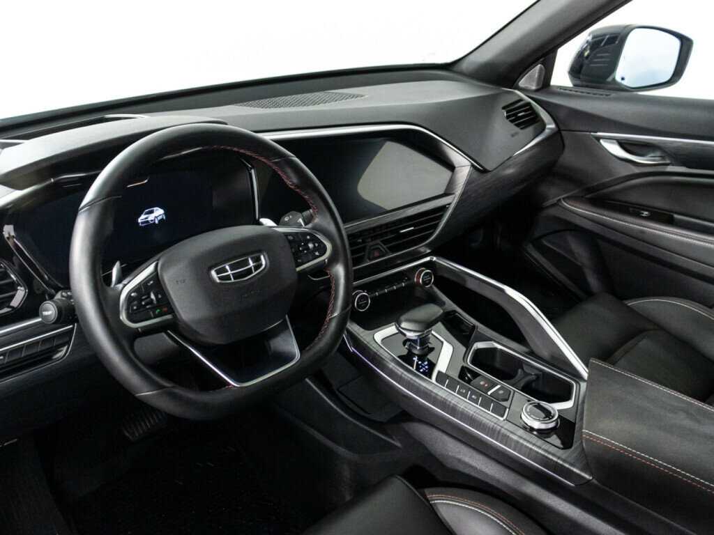 Купить Geely Tugella с пробегом. Фото: #10