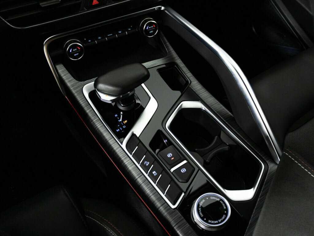 Купить Geely Tugella с пробегом. Фото: #18