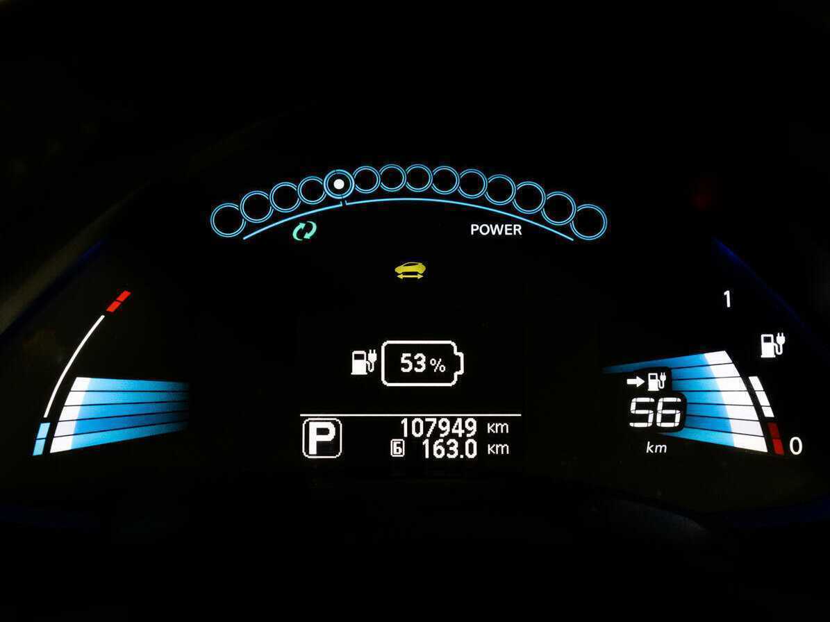 Купить Nissan Leaf с пробегом. Фото: #17