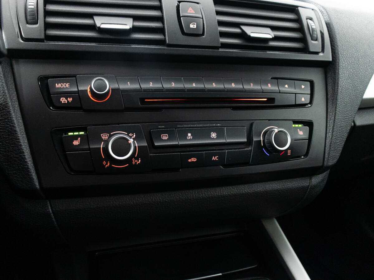 Купить BMW 1 серии с пробегом. Фото: #15