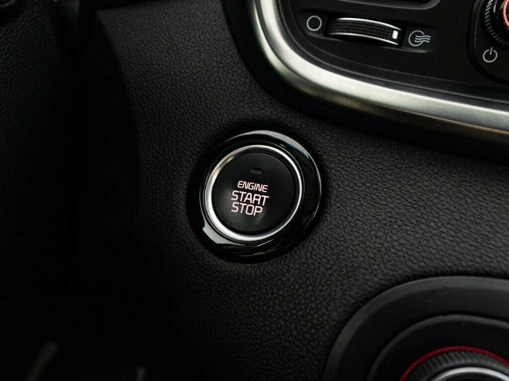 Купить Kia Sorento с пробегом. Фото: #21