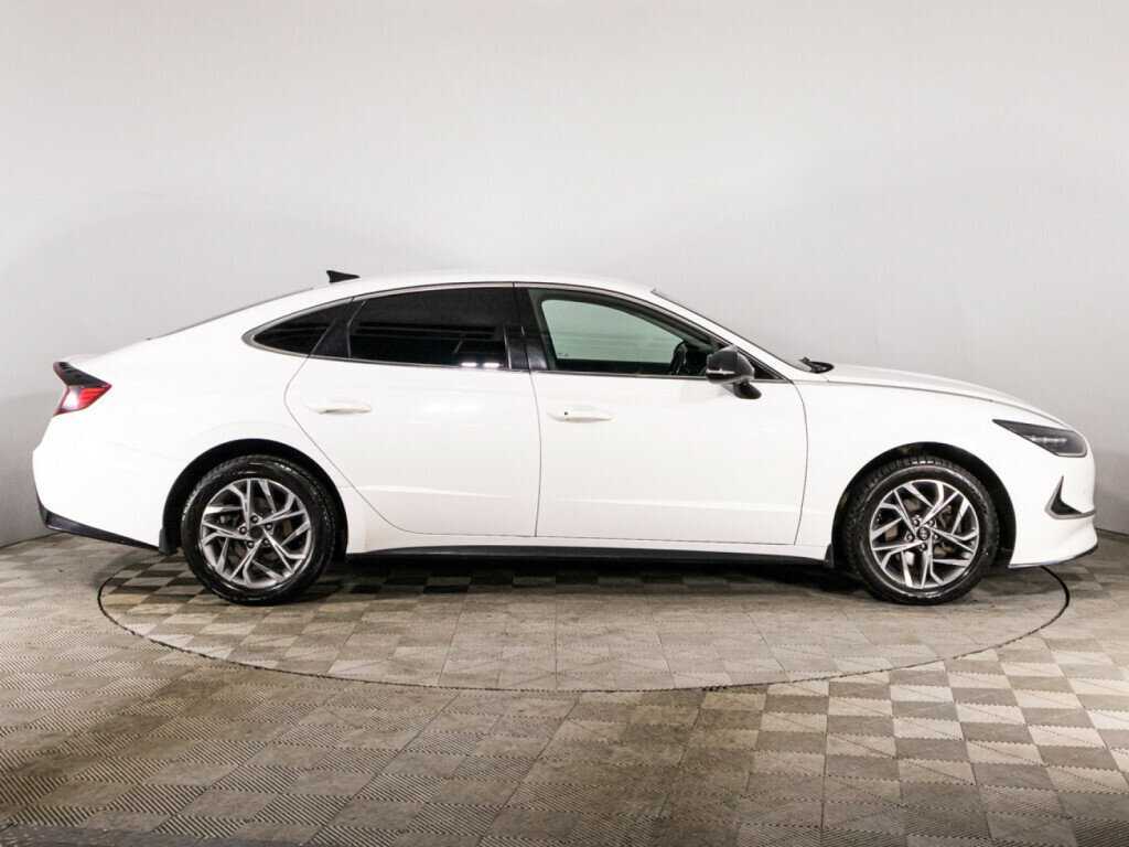 Купить Hyundai Sonata с пробегом. Фото: #3