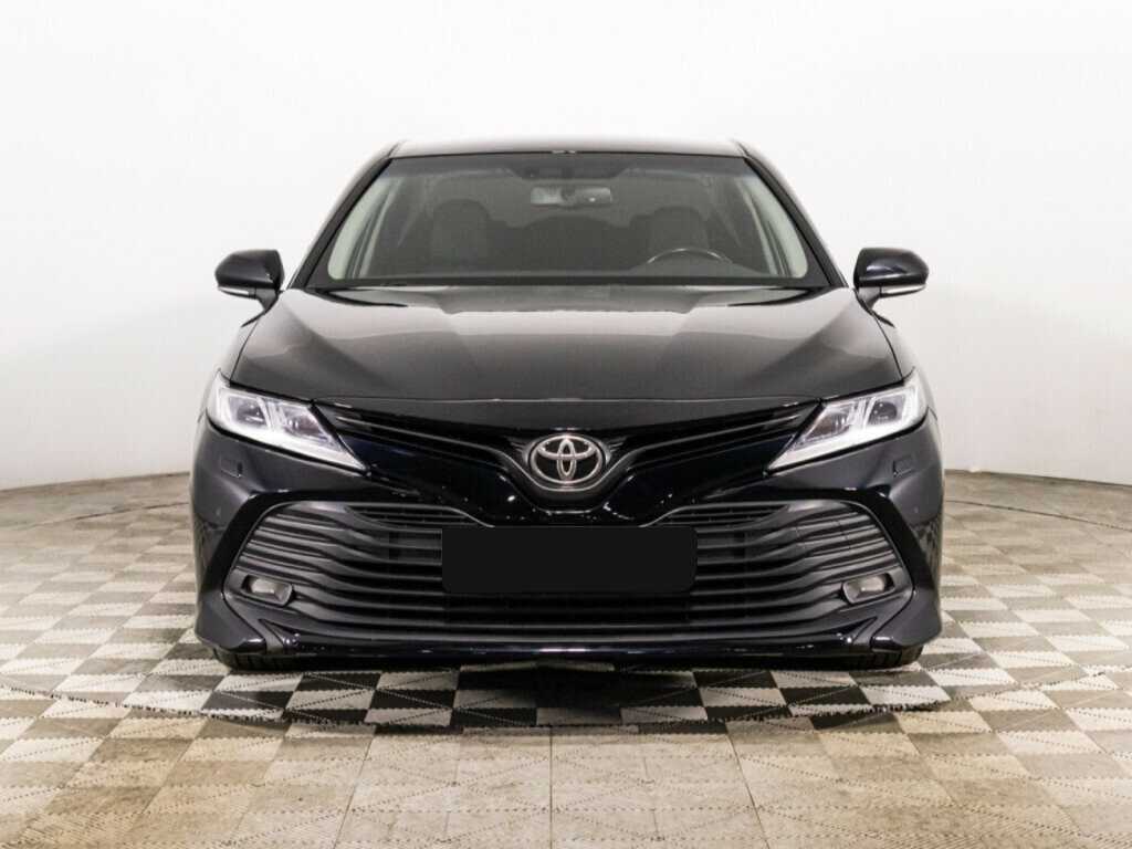 Купить Toyota Camry с пробегом. Фото: #1
