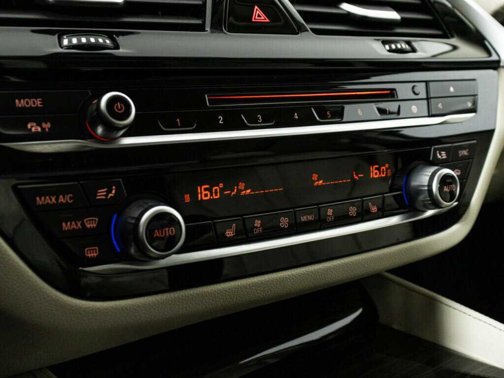 Купить BMW 5 серии с пробегом. Фото: #20