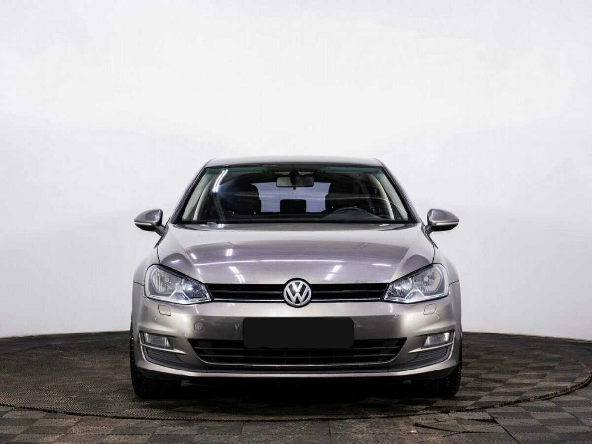 Купить Volkswagen Golf с пробегом. Фото: #1