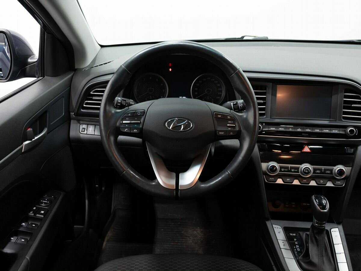 Купить Hyundai Elantra с пробегом. Фото: #15