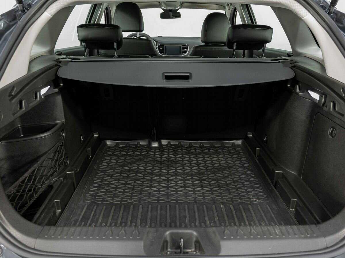 Купить Lada (ВАЗ) Vesta с пробегом. Фото: #24